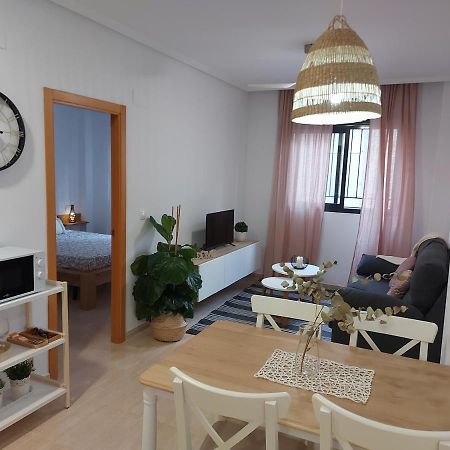 Apartamento En Residencial Con Piscina إل كامبيلو المظهر الخارجي الصورة