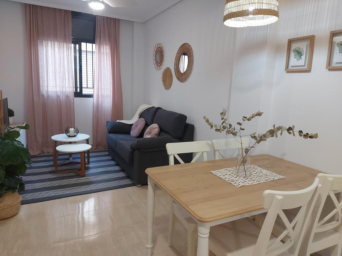 Apartamento En Residencial Con Piscina إل كامبيلو المظهر الخارجي الصورة