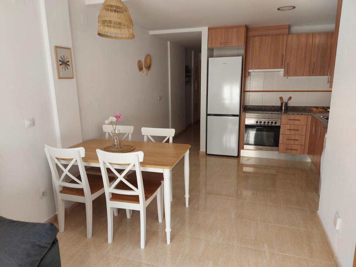 Apartamento En Residencial Con Piscina إل كامبيلو المظهر الخارجي الصورة