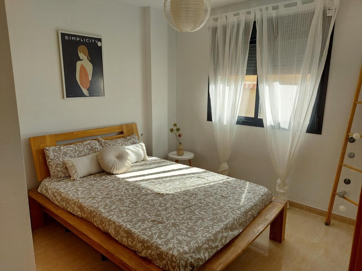 Apartamento En Residencial Con Piscina إل كامبيلو المظهر الخارجي الصورة
