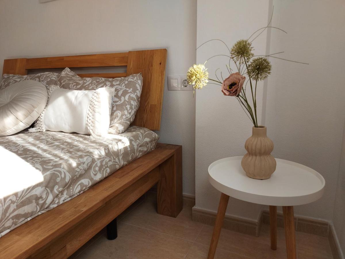 Apartamento En Residencial Con Piscina إل كامبيلو المظهر الخارجي الصورة
